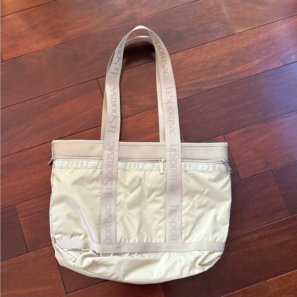 Lesportsac Essential Tote